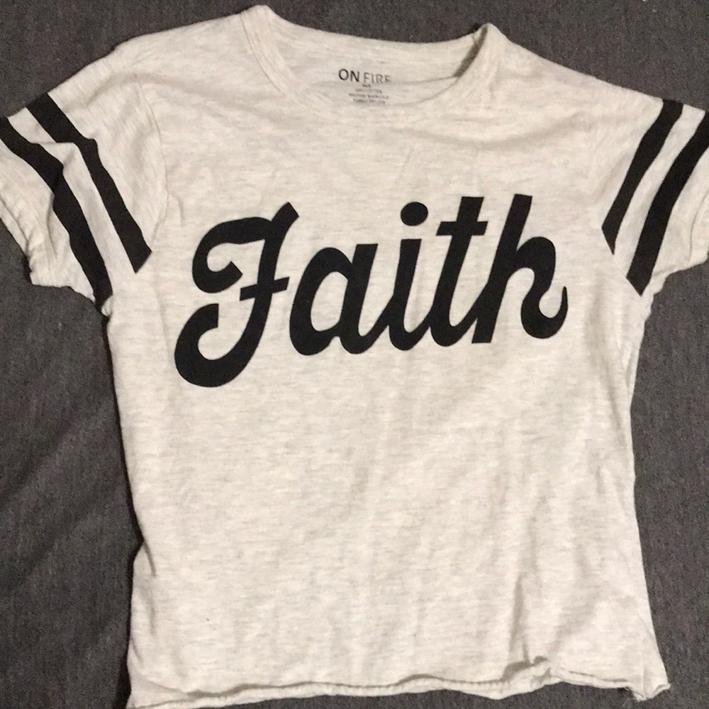 Faith top